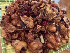 -美顺香食府鱼头老店(雪野湖店)