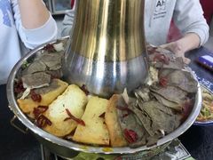 -撒拉人家.酸菜牦牛肉火锅