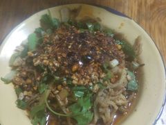 -拈签一笑黄牛肉辣卤串串