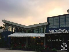 -龙猫意杯花园餐厅(芙蓉湖店)
