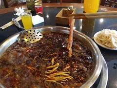 -九尺赵老四鲜鹅肠火锅