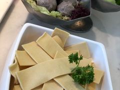 -左庭右院鲜牛肉火锅(浦江欢乐颂店)