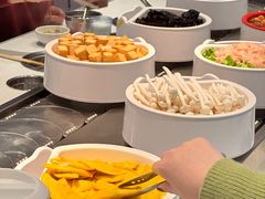-龍歌自助小火锅(市北CBD万达店)