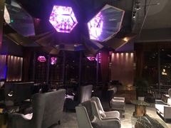 -异次元·LIGHT HOUSE·美食酒廊·休闲露台