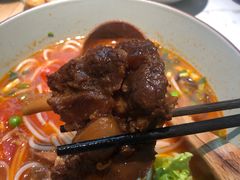 -百春原湖南牛肉粉(百联世纪店)