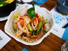 柠檬酸辣无骨凤爪-帕蓝·暹罗料理(曲阳店)