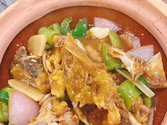 砂锅鱼头煲-紫金食坊(江南西路店)