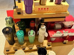 -星巴克臻选(上海中环广场2F店)