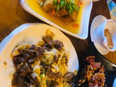 -隔壁老王·家常云南菜(花巷店)