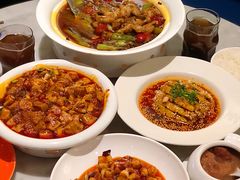 -渝信川菜 · 川味家常菜(财富购物中心店)