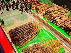 -八一路好吃街(雨田商务大厦店)