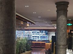 -八府香鸭·啫啫煲(华山路店)