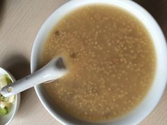 -闫家驴肉老店(华电一校店)