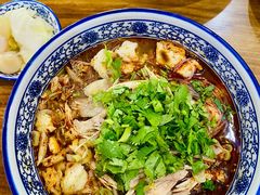 鸡肉煮馍-十八香葫芦头