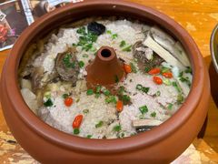 汽锅松露肉饼-老滇山寨•云南特色菜•地方菜•民族风情歌舞表演(金碧店)