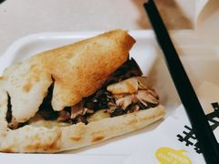 -宝光熏肉鞋底火烧(新街口店)