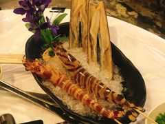 -鲜入围煮花胶鸡海鲜火锅