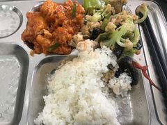 -长安大学渭水滋兰苑餐厅
