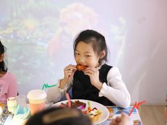 -LED LAND灯堡亲子餐厅(慈溪吾悦广场店)