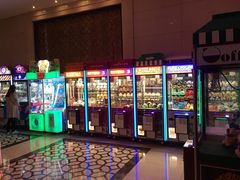 樓下抓娃娃機-丰茂烤串(金泉美食宫店)