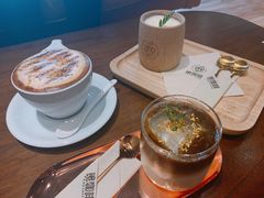 -ZING COFFEE 镜咖啡