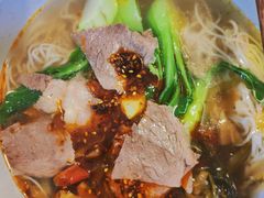 老坛酸菜牛肉面-隆门客栈·西北小吃手工面(丰盛町商业步行街店)