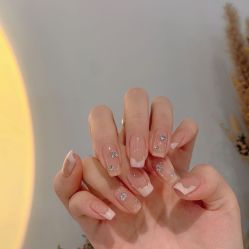 -H12 STAR日式美甲美睫专门店