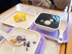 生磨芝麻糊汤丸(热)-满记甜品(湖滨店)