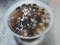 -芳婆糕团店(王府大街店)