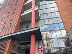 -上海财经大学附属北郊高级中学