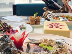 -江上荟·创意中国菜(绿地缤纷城店)