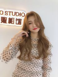 -银星女王公园发型艺术沙龙