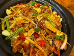 砂锅㸆肥肠-老姑砂锅·烧烤天津菜(体北道店)