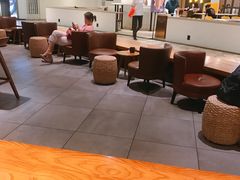 大堂-星巴克臻选(广州太古汇店)