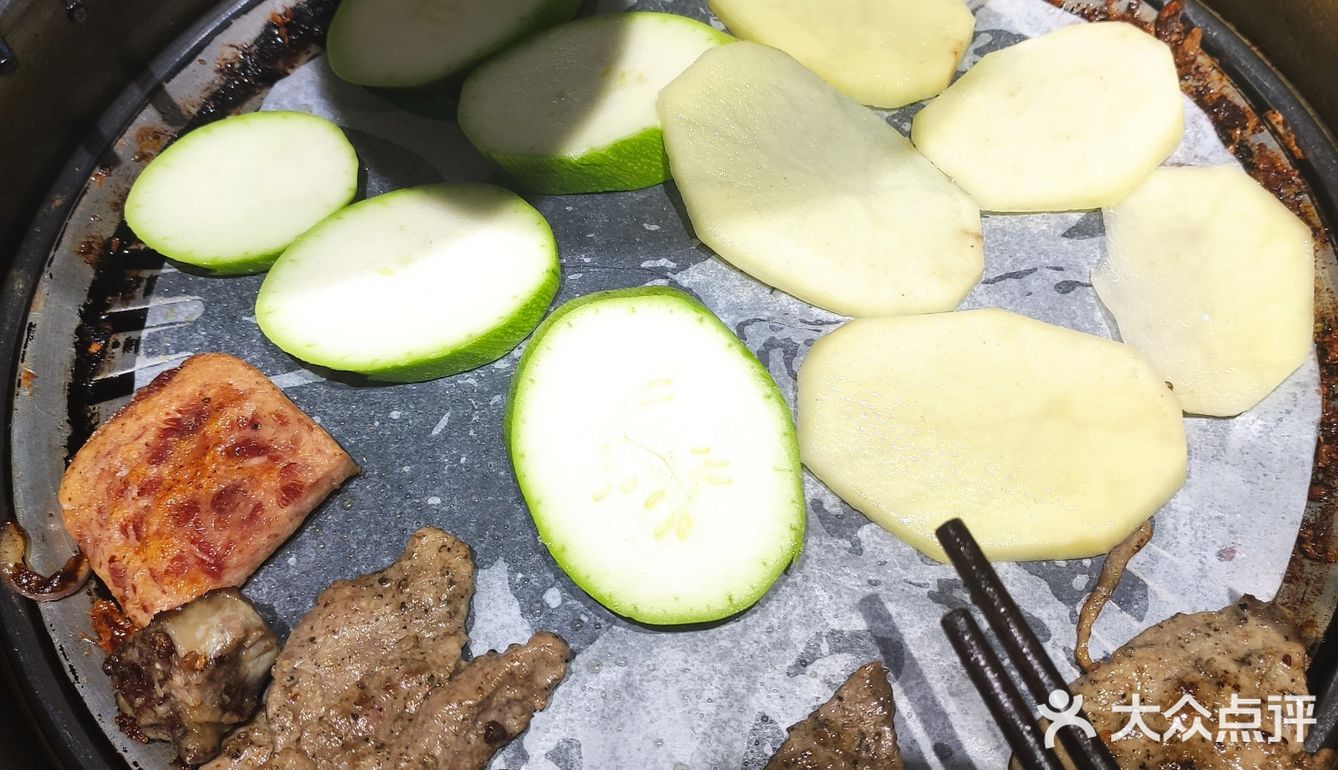 吃完六六大顺的烤肉店—周记顺顺烤肉(清溪东路店)