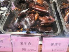 -小龙酒家(桂平路店)