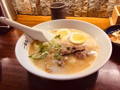 -一豚轩·烧鸟·豚骨拉面(五四路店)