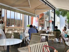 -VERIE BAKEHOUSE
