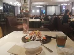 -港丽餐厅(高德置地店)