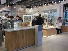 -焙丽拾光(麦凯乐直营店)