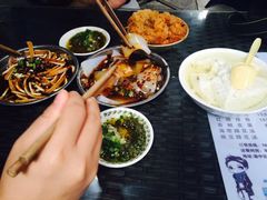 -好吃街美食城(八一广场店)