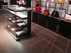 -Gucci(首创奥特莱斯店)