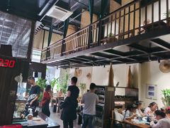 -八月美食小馆(银泰城总店)