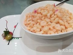 -双子楼大酒店(城开国际写字楼店)