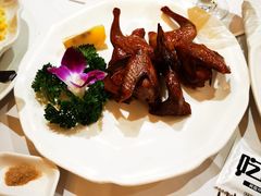 招牌红烧乳鸽-太平馆西餐厅(北京路店)