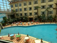 -兴芮温泉度假区