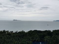 -三亚湾海居铂尔曼度假酒店