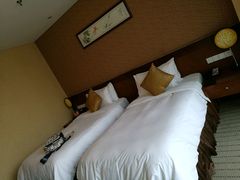 -中铁花水湾温泉酒店(大邑店)