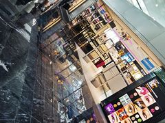 -中免(澳门机场免税店)