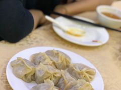 -维吾尔餐厅(宜山路店)